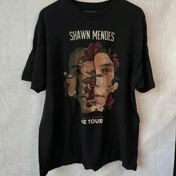 Shawn Mendes rose tour concert graphic t Size Medium unisex - Picture 2 of 4